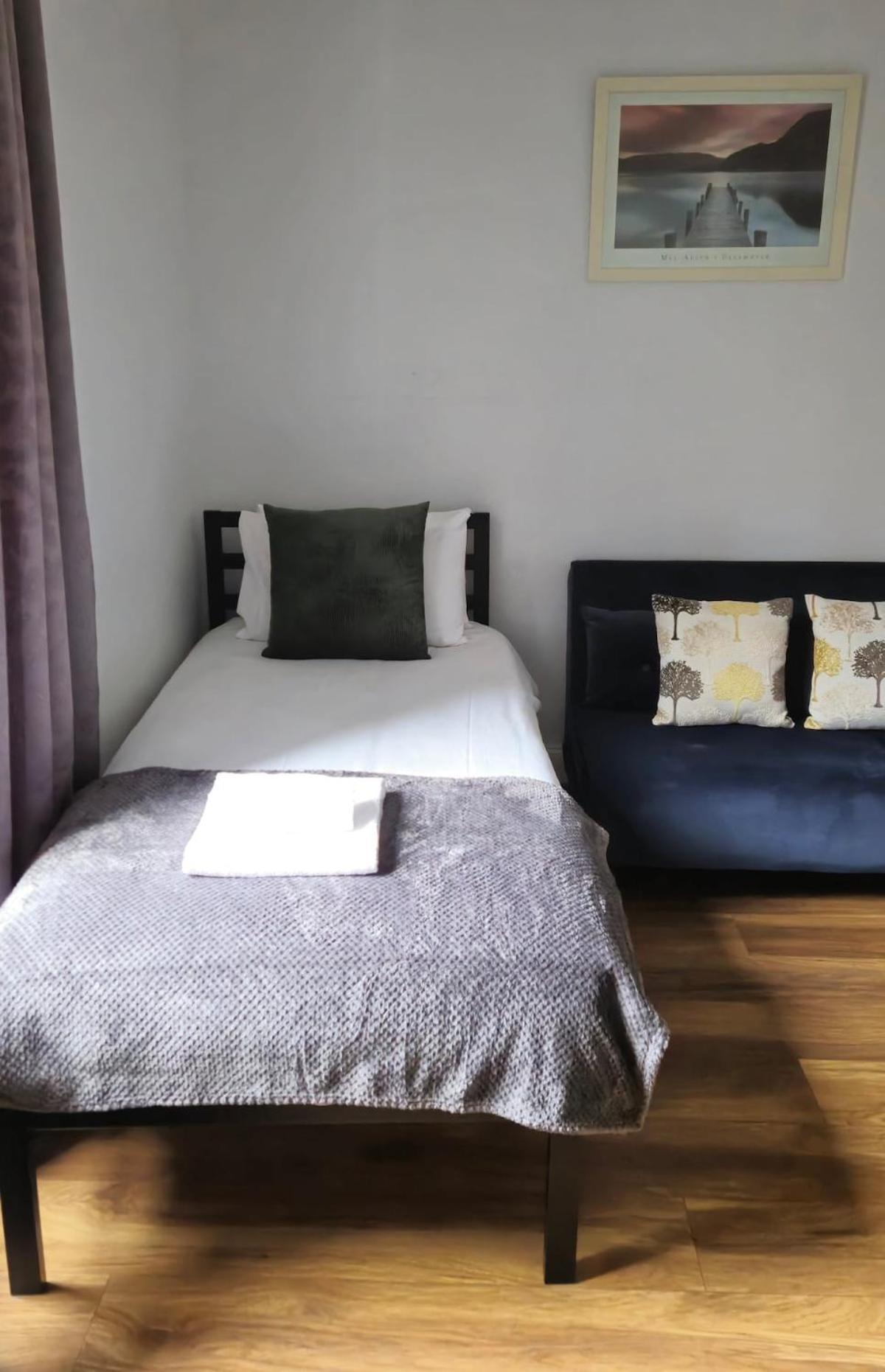 Montgomery Central Apartment เอดินบะระ ภายนอก รูปภาพ
